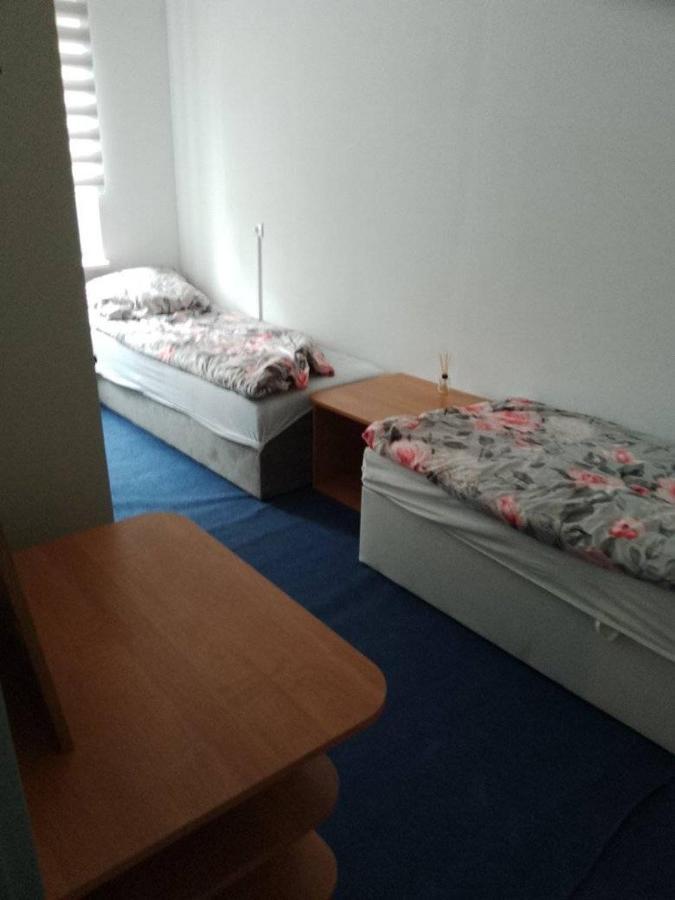 Sagittarius Hostel- Pracowniczy Lodž Exteriér fotografie