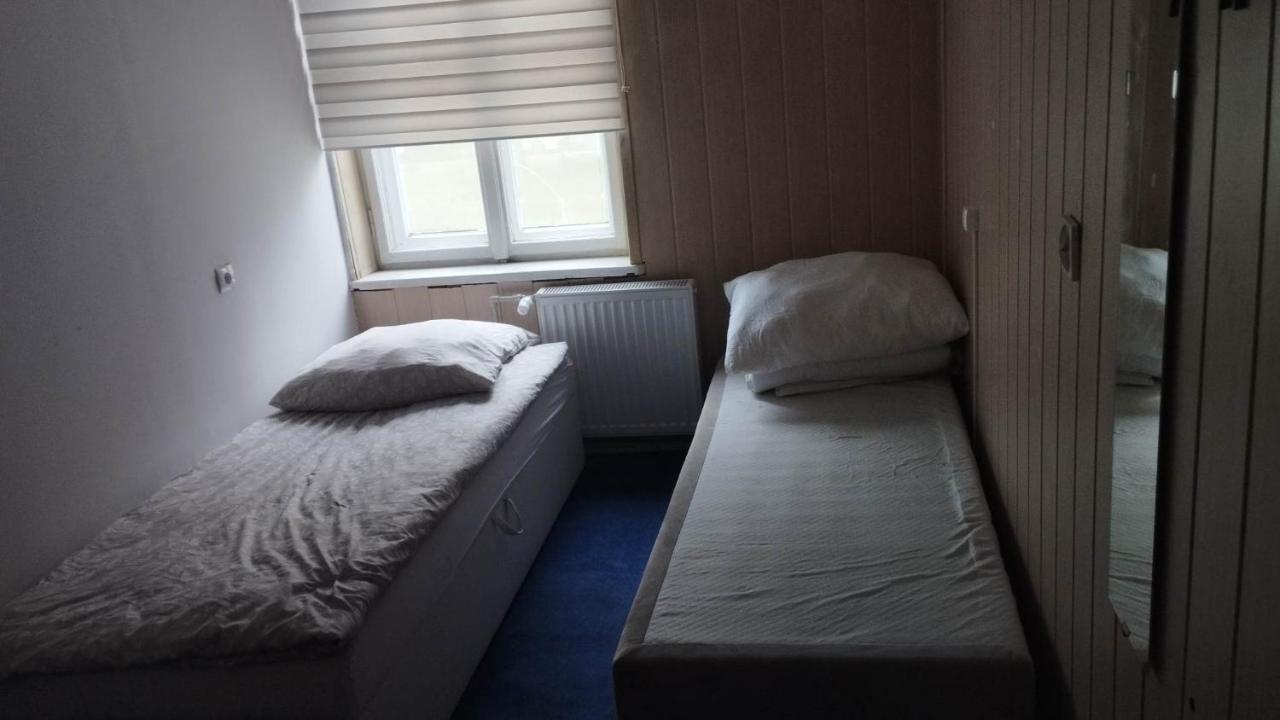 Sagittarius Hostel- Pracowniczy Lodž Exteriér fotografie